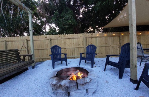 Fort Pierce Casa | Nautical Oasis w/Arcade close to Beach+Town. Pet Friendly w/Free RV/Boat Storage