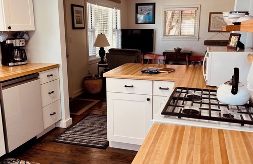 Boyne City Casa | Nautical Themed - Downtown Boyne City Getaway Close to the Lake