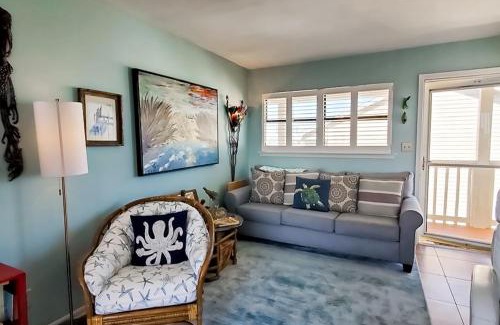 Holiday Isle Apartamento | Nautical West 206