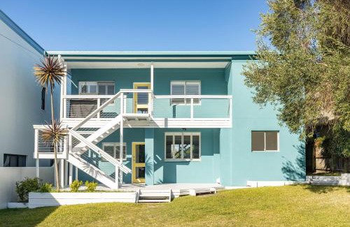 Blueys Beach Casa | Nautilus At Blueys . Beachfront