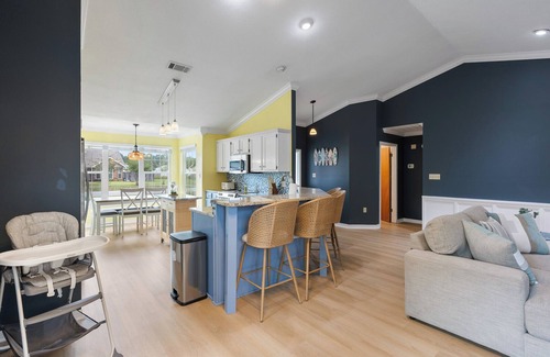 Navarre Casa | Navarre retreat with private pool