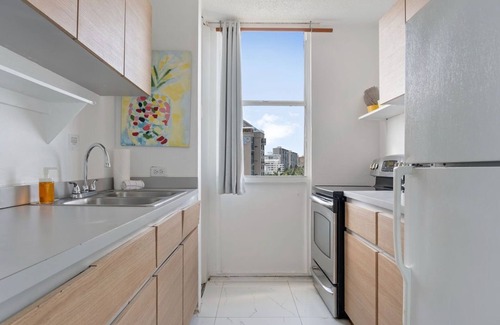 Isla Verde Apartamento | Navio Beach 2BDR Oceanfront Pool Parking