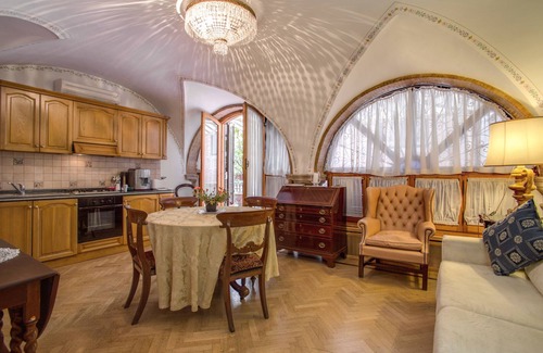 Rione VI Parione Casa | Navona Gallery Suites