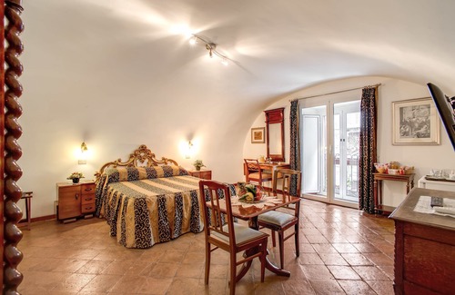 Rione VI Parione Casa | Navona Gallery Suites