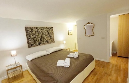 Rione VIII Sant'Eustachio Apartamento | Navona Gold Apartment