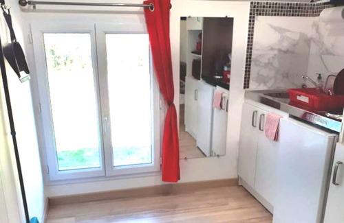Razac-sur-l'Isle Apartamento | (N°10) Very nice new studio with free private parking