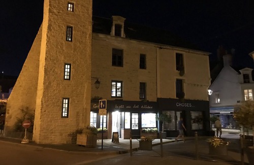 Port-en-Bessin-Huppain Apartamento | Casa de los obispos 2