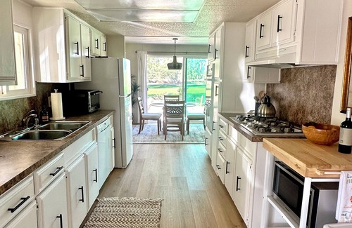 Borrego Springs Casa | nDesert Escape: 2BR/2BA at Roadrunner Golf and Country Club. Golf cart included!
