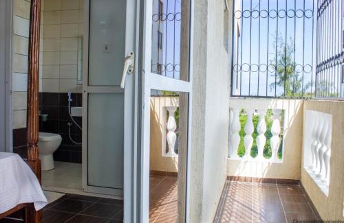 Mombasa Apartamento | )ne Bed Near Sarova Whitesands Hotel
