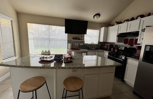 Atascocita Casa | NE Houston, Whole House, 3 bed 2 bath, 15 min from IAH Airport