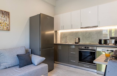 Nea Chora Apartamento | Neaira city apartment near the beach