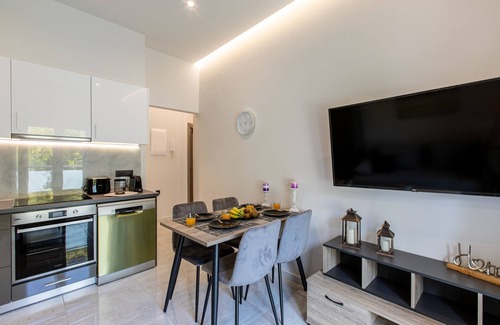 Nea Chora Apartamento | Neaira city apartment near the beach