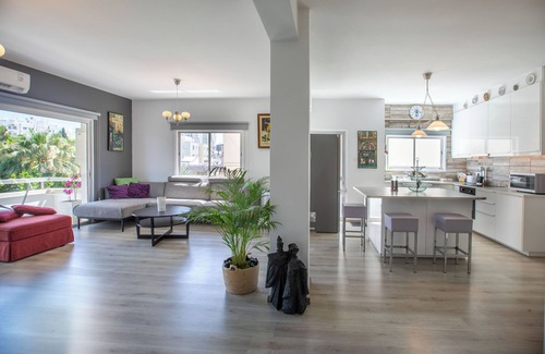 Neapolis Apartamento | Neapolis Residence, Chic 2-bedroom apartment near beach, WiFi & AC in all rooms