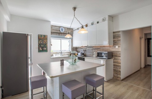 Neapolis Apartamento | Neapolis Residence, Chic 2-bedroom apartment near beach, WiFi & AC in all rooms