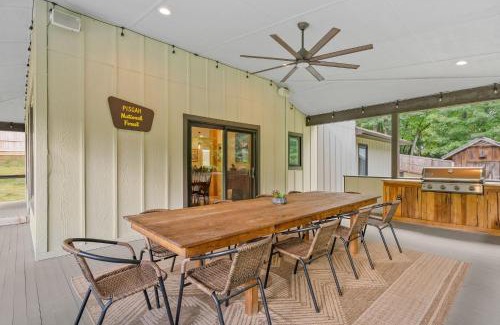 Mills River Casa | Near Asheville Hot Tub Fire Pit BBQ Sleeps 10