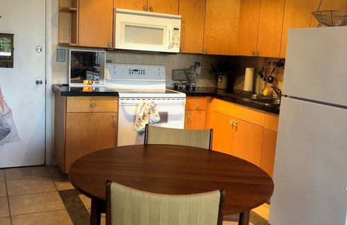 Dolphin Isles Condominio | Near beach 1-bedroom condo in welcoming Fort Lauderdale with AC