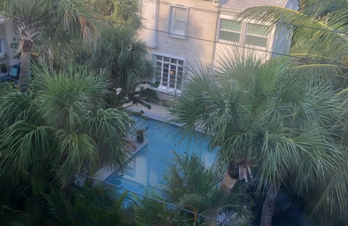 Dolphin Isles Condominio | Near beach 1-bedroom condo in welcoming Fort Lauderdale with AC