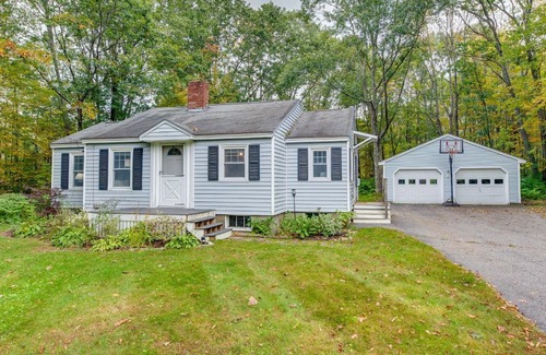 Wells Casa | Near Beach Coastal Maine Getaway with Yard
