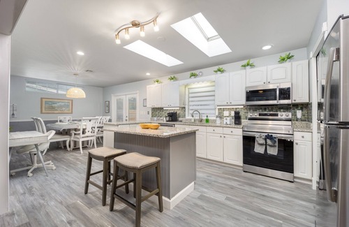 North River Shores Casa | King Bed|Kids Rm|Game Rm|Patio Dining|BBQ|Dogs OK
