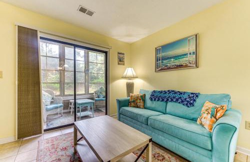 Little River Apartamento | Near Beaches and Golfing Little River Condo with Pool