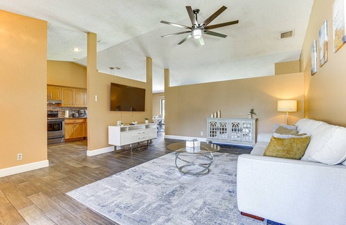 Sunrise Casa | Near Beaches: Pet-Friendly Sunrise Escape w/ Patio