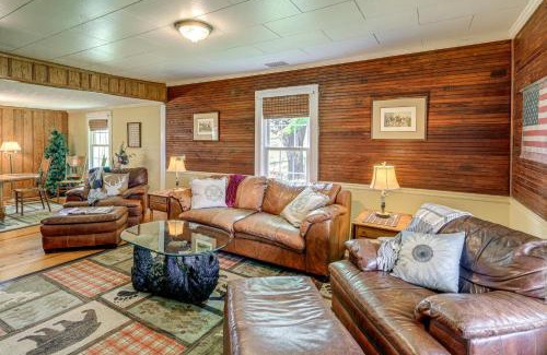 Piper Gap Casa | Near Blue Ridge Parkway Galax Home with Mtn Views!