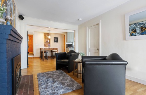 Weymouth Casa | Near Boston - Home Theater - Game room - Peloton