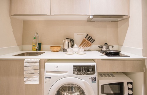 Khlong Toei Condominio | Near BTS Thonglor, Cozy and Comfortable Condo bkvtara4