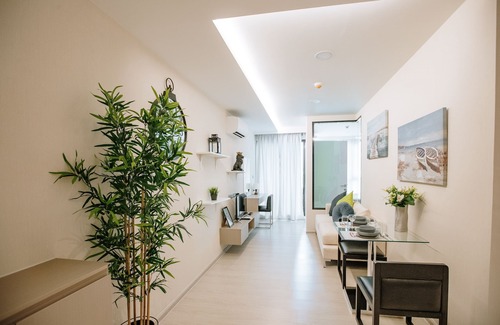 Khlong Toei Condominio | Near BTS Thonglor, Cozy and Comfortable Condo bkvtara4
