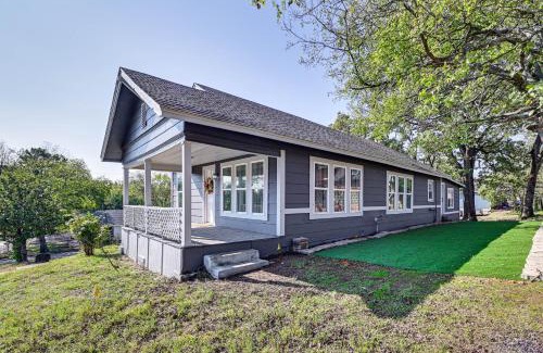 Durant Casa | Near Campus and Casino Family-Friendly Durant Home!