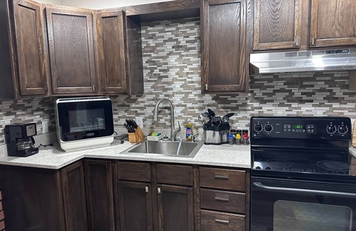 Louisville Casa | Near Canton 3-bedroom house in Louisville with WiFi, patio