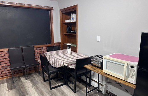 Louisville Casa | Near Canton 3-bedroom house in Louisville with WiFi, patio