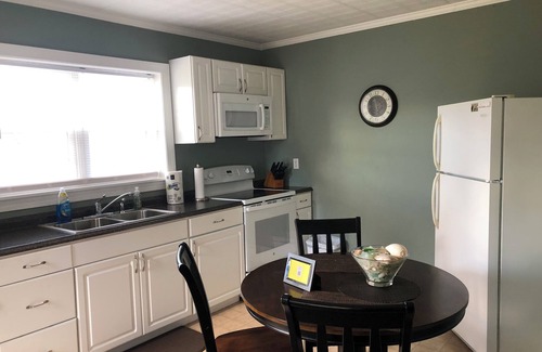 Greenbush Cabaña | Near Chincoteague & Assateague Island Charming 2-bedroom cottage