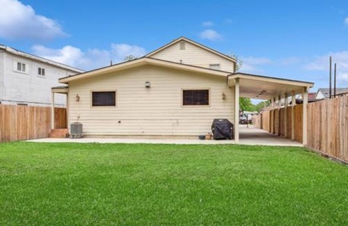 Dillard Casa | Near City Park and Bayou St John Peaceful and Pleasant