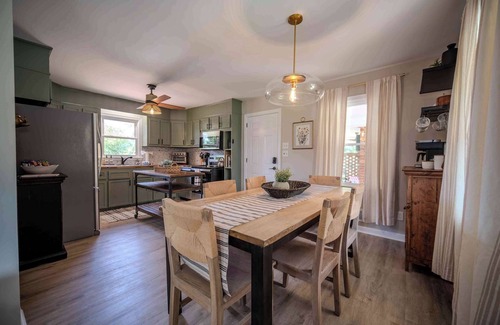 Acworth Casa | Near Downtown Acworth & Kennesaw ~Pool Table~Patio