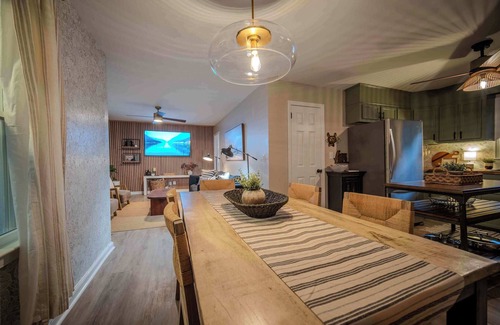 Acworth Casa | Near Downtown Acworth & Kennesaw ~Pool Table~Patio