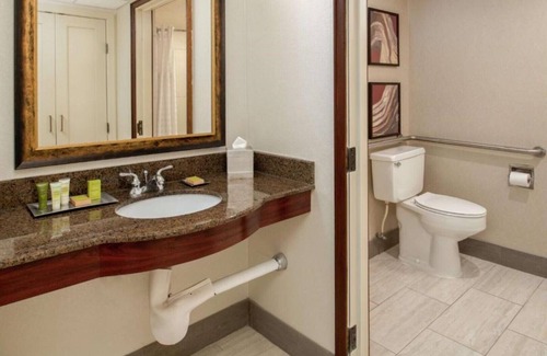 Wilburton Casa | Near downtown Bellevue, outside Seattle