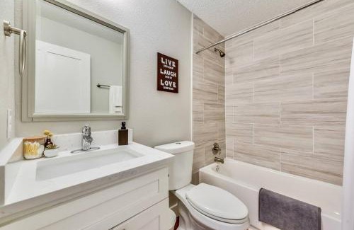 Old East Dallas Apartamento | Near Downtown Dallas - The Dapper Charm