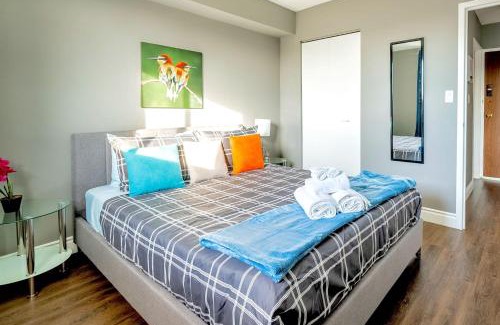 Rosedale Apartamento | Near Downtown - Glenview West Apartment w Patio
