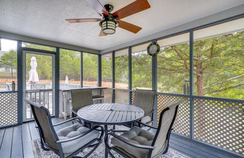 Eureka Springs Casa | Near Dtwn Eureka Springs Holiday Island Home!