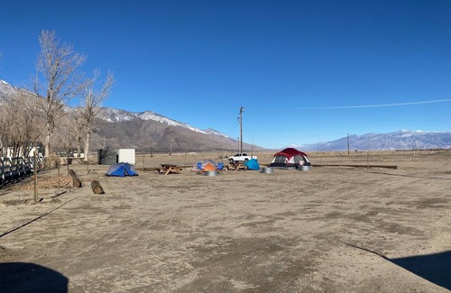 Olancha Alquiler De RV | Near Eastern Sierras RV Campsite #13 at Lake Olancha