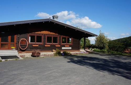 Anraff Casa | Cerca de Edersee, extraordinaria casa de madera con mucho espacio.