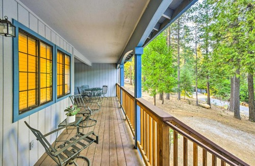 Glencoe Casa | Near Fishing and Hiking Pioneer Cabin with Decks