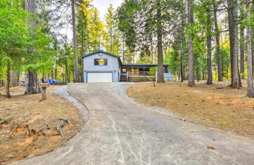 Glencoe Casa | Near Fishing and Hiking Pioneer Cabin with Decks