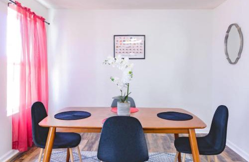 Columbus Casa | Near Ft Moore & Downtown - The Moore House 1