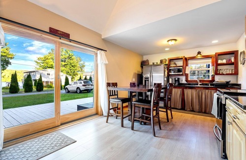 Belgrade Cabaña | Near Golfcourse, Dog Friendly, Lake Great Pond
