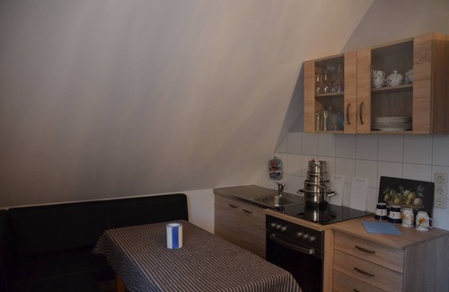 Halstenbek Casa | Cerca de Hamburgo: 4 dormitorios, 2 baños, capacidad para 6 personas S-Bahn y autobús