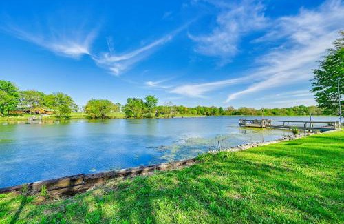 Stendal Casa | Near Hiking and Fishing Dale Home with Deck!
