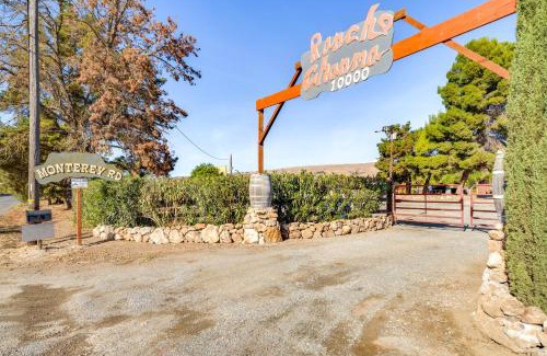 Morgan Hill Casa | Near Hiking and Golf Cozy Cottage in Morgan Hill!