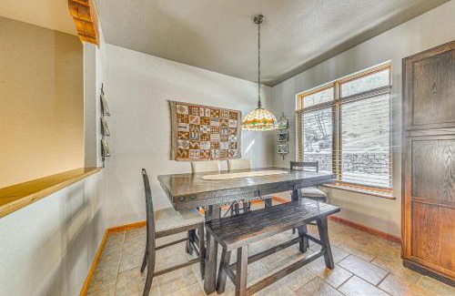 Bear Park Casa | Near Hiking Trails Spacious Cloudcroft Retreat!